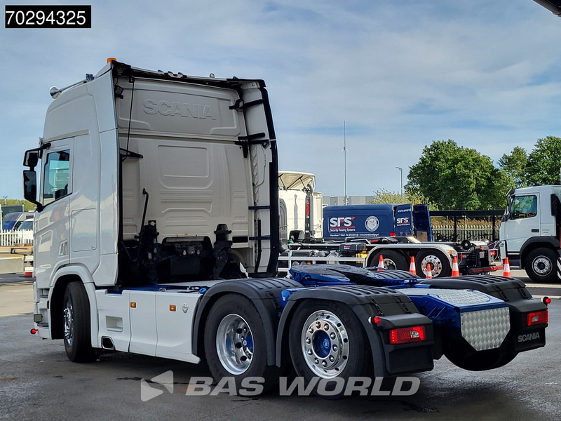 Scania R580 P 6X2 Full-Air Retarder Lift-Axle Leder ACC LED Euro 6 - יחידת טרקטור: תמונה 2 Scania R580 P 6X2 Full-Air Retarder Lift-Axle Leder ACC LED Euro 6 - יחידת טרקטור: תמונה 2