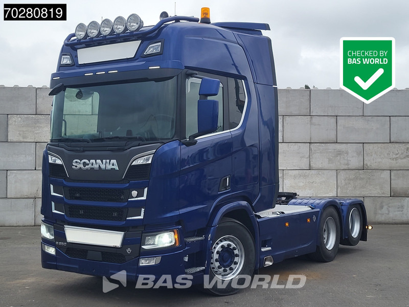 Scania R650 R 6X2 3 Pedal! Retarder Full-Air Liftachse Standklima Navi - יחידת טרקטור: תמונה 1 Scania R650 R 6X2 3 Pedal! Retarder Full-Air Liftachse Standklima Navi - יחידת טרקטור: תמונה 1