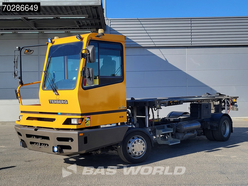 Terberg BC182 4X2 Low hours! Big-Axle Full-Air Drumbrakes Euro 3 - משאית: תמונה 3 Terberg BC182 4X2 Low hours! Big-Axle Full-Air Drumbrakes Euro 3 - משאית: תמונה 3