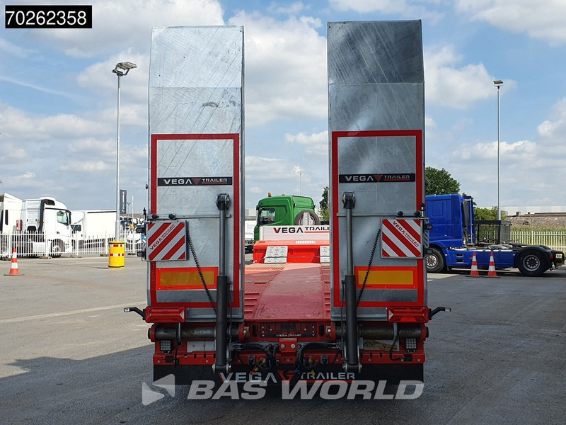 חָדָשׁ סמיטריילר עם מטען נמוך Vega STANDARD LOWBED 2 axles Lift + 2xLenkachse Hydraulic Ramps: תמונה 6