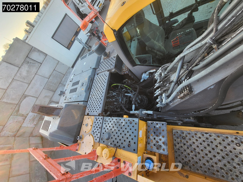 מחפר סורק Volvo EC220 E L: תמונה 19