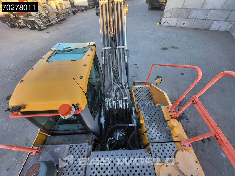 מחפר סורק Volvo EC220 E L: תמונה 12