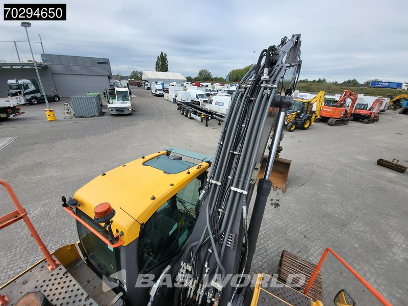מחפר סורק Volvo EC250 E L: תמונה 16