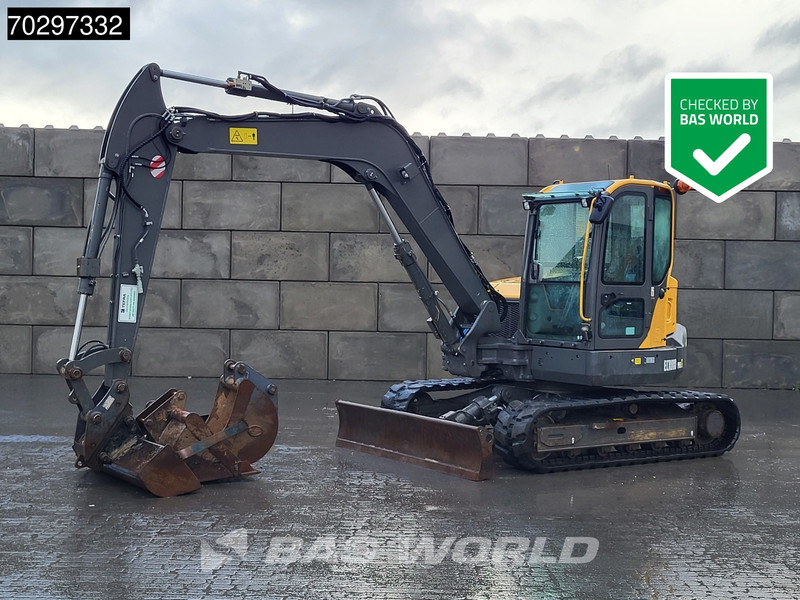 Volvo ECR88 D A/C - 3 Buckets - מיני מחפר: תמונה 1 Volvo ECR88 D A/C - 3 Buckets - מיני מחפר: תמונה 1