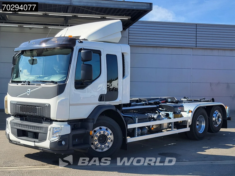 Volvo FE 320 6X2 NEW HIAB 21Tons Abrollkipper Lift+Lenkachse Automatic Euro 6 - משאית הרמת וו: תמונה 3 Volvo FE 320 6X2 NEW HIAB 21Tons Abrollkipper Lift+Lenkachse Automatic Euro 6 - משאית הרמת וו: תמונה 3