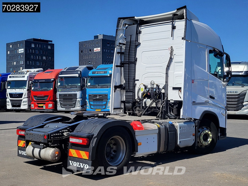 Volvo FH 460 4X2 LNG VEB+ I-ParkCool LED ACC - יחידת טרקטור: תמונה 5 Volvo FH 460 4X2 LNG VEB+ I-ParkCool LED ACC - יחידת טרקטור: תמונה 5
