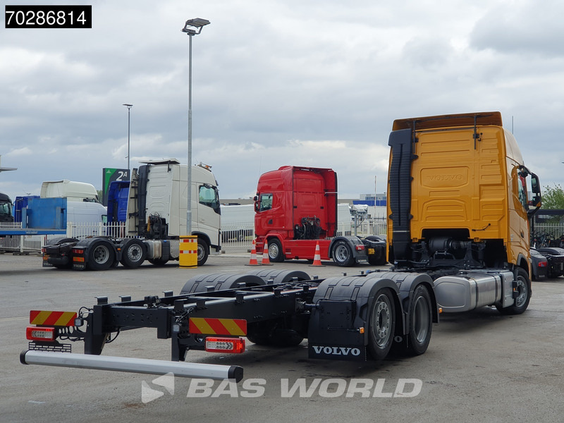 Volvo FH 460 6X2 NEW chassis! Full air Suspension Lift-Axle Navi ACC LED Euro 6 - משאית עם שלדת תא: תמונה 5 Volvo FH 460 6X2 NEW chassis! Full air Suspension Lift-Axle Navi ACC LED Euro 6 - משאית עם שלדת תא: תמונה 5