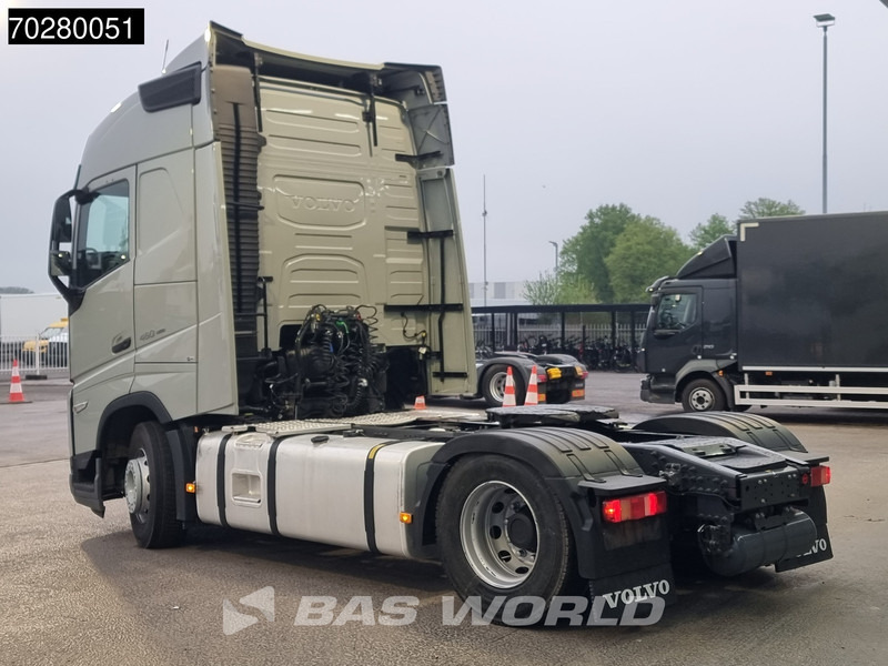 Volvo FH 460 FH 4X2 VEB+ 2x Tanks LED ACC - יחידת טרקטור: תמונה 2 Volvo FH 460 FH 4X2 VEB+ 2x Tanks LED ACC - יחידת טרקטור: תמונה 2