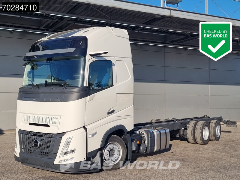 Volvo FH 62 R AERO 6X2 NEW Horsetruck chassis Lift+Lenkachse Dynamic Steering Mirror cam Euro 6 - משאית עם שלדת תא: תמונה 1 Volvo FH 62 R AERO 6X2 NEW Horsetruck chassis Lift+Lenkachse Dynamic Steering Mirror cam Euro 6 - משאית עם שלדת תא: תמונה 1