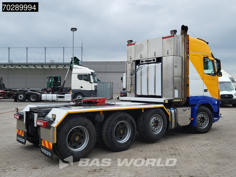 Volvo FH16 700 FH16 8X4 90T! Retarder Big-Axle Lift+Lenkachse Euro 5 - יחידת טרקטור: תמונה 5 Volvo FH16 700 FH16 8X4 90T! Retarder Big-Axle Lift+Lenkachse Euro 5 - יחידת טרקטור: תמונה 5