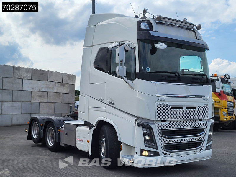 Volvo FH16 750 FH16 6X4 Retarder Liftachse Full-Air Xenon Euro 6 - יחידת טרקטור: תמונה 3 Volvo FH16 750 FH16 6X4 Retarder Liftachse Full-Air Xenon Euro 6 - יחידת טרקטור: תמונה 3
