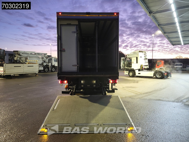 Volvo FM 330 6X2 Frigoblock FK25SL 2000kg Ladebordwand Lift+Steering Axle Euro 6 - משאית קירור: תמונה 5 Volvo FM 330 6X2 Frigoblock FK25SL 2000kg Ladebordwand Lift+Steering Axle Euro 6 - משאית קירור: תמונה 5