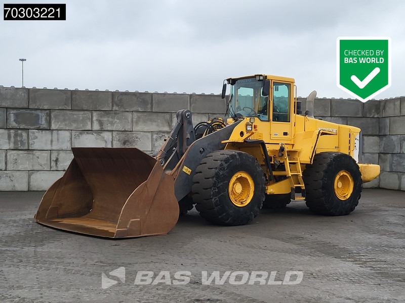 Volvo L220 E Quick Coupler - מעמיס גלגלים: תמונה 1 Volvo L220 E Quick Coupler - מעמיס גלגלים: תמונה 1