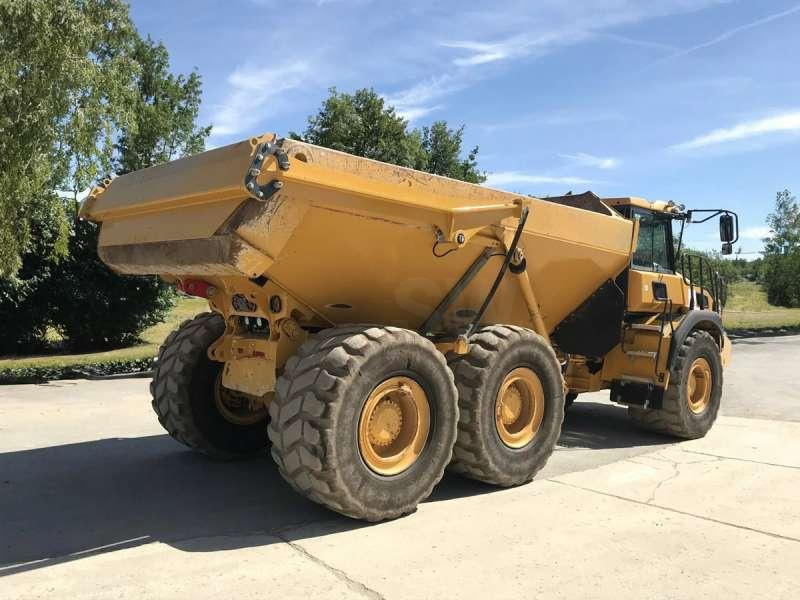 Bell ADT B30E 6X6 - מסיר פסולת מפרקי: תמונה 4 Bell ADT B30E 6X6 - מסיר פסולת מפרקי: תמונה 4