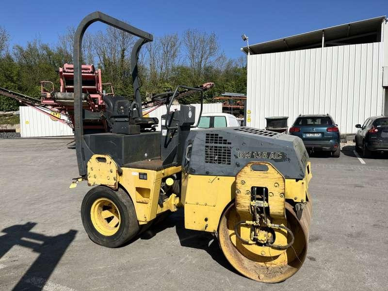 Bomag BW 135 AC - מכבש משולב: תמונה 1 Bomag BW 135 AC - מכבש משולב: תמונה 1