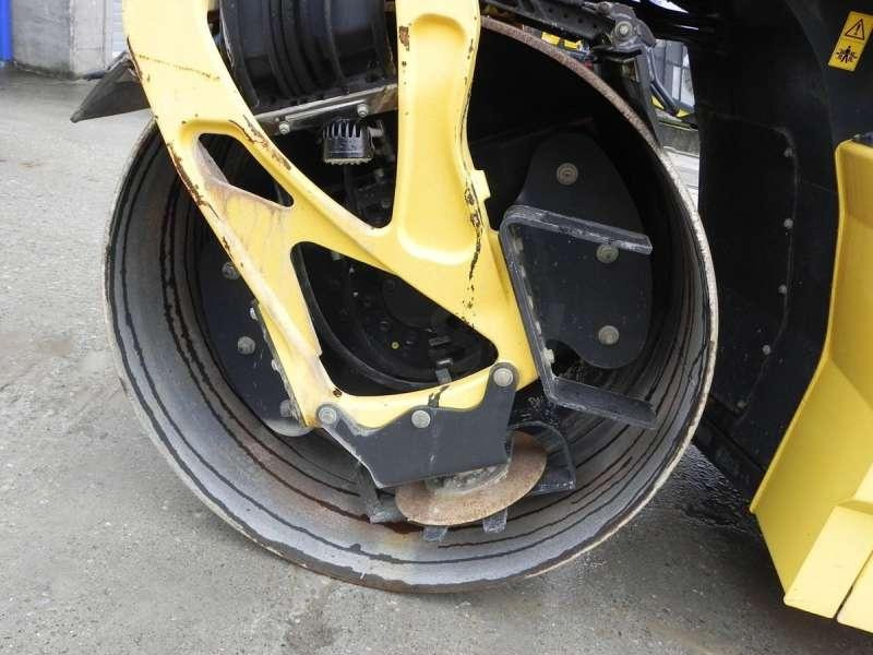 Bomag BW174AP-4 AM II - רולר כביש: תמונה 5 Bomag BW174AP-4 AM II - רולר כביש: תמונה 5