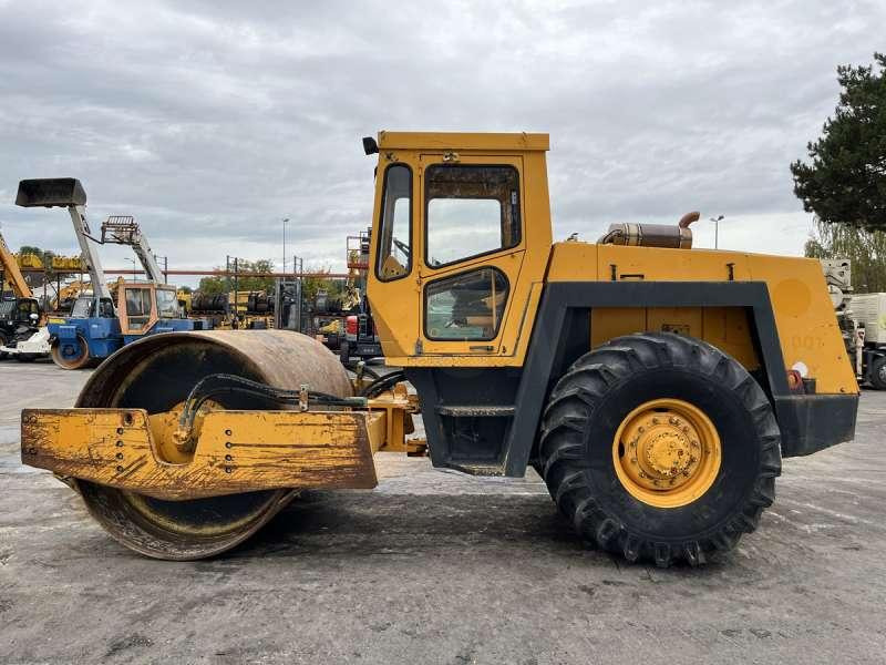 Bomag BW213D - מכבש משולב: תמונה 4 Bomag BW213D - מכבש משולב: תמונה 4