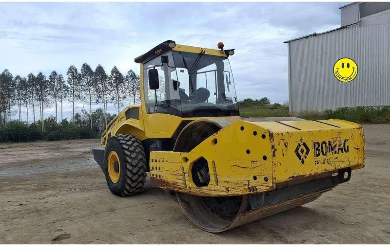 Bomag BW219-D5 - מכבש משולב: תמונה 1 Bomag BW219-D5 - מכבש משולב: תמונה 1
