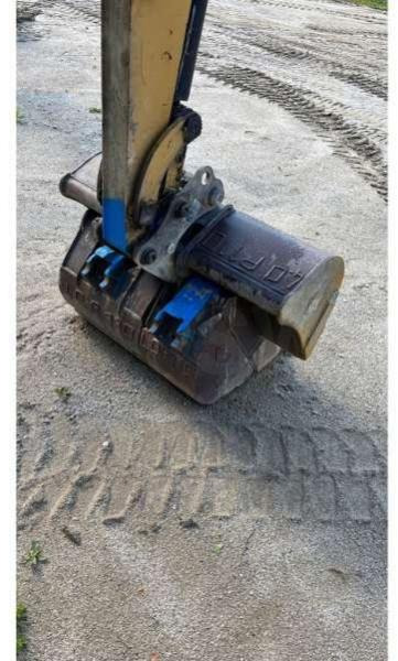 Caterpillar 302.5C - מיני מחפר: תמונה 3 Caterpillar 302.5C - מיני מחפר: תמונה 3