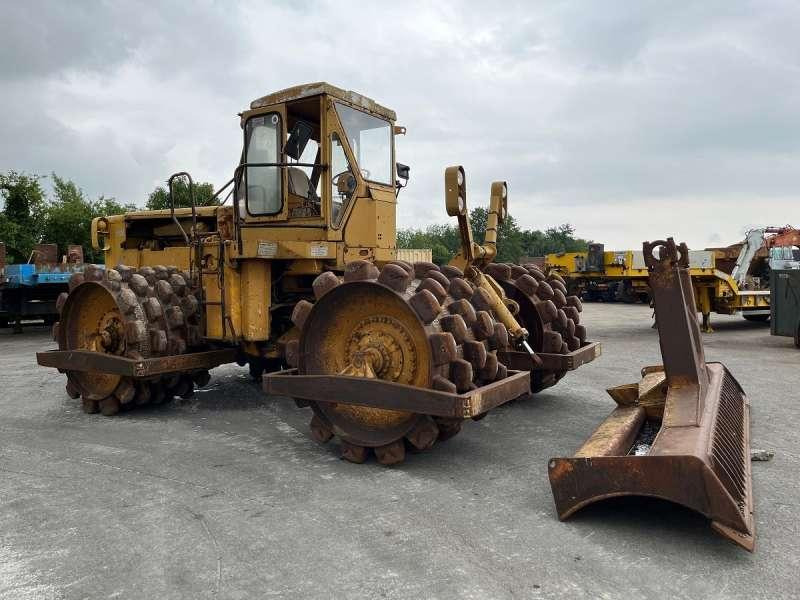 Caterpillar 825 + porte engins - מדחס: תמונה 2 Caterpillar 825 + porte engins - מדחס: תמונה 2