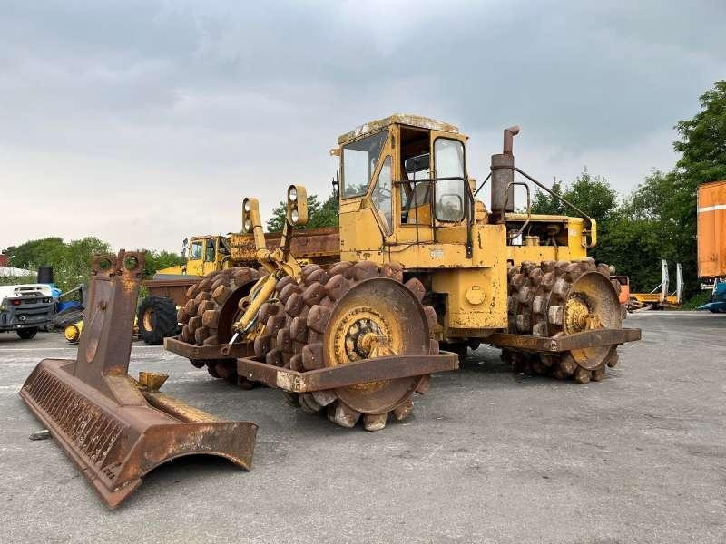 Caterpillar 825 + porte engins - מדחס: תמונה 1 Caterpillar 825 + porte engins - מדחס: תמונה 1