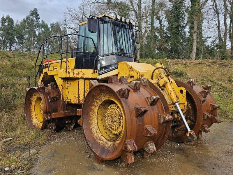 Caterpillar 826GII - מדחס: תמונה 1 Caterpillar 826GII - מדחס: תמונה 1