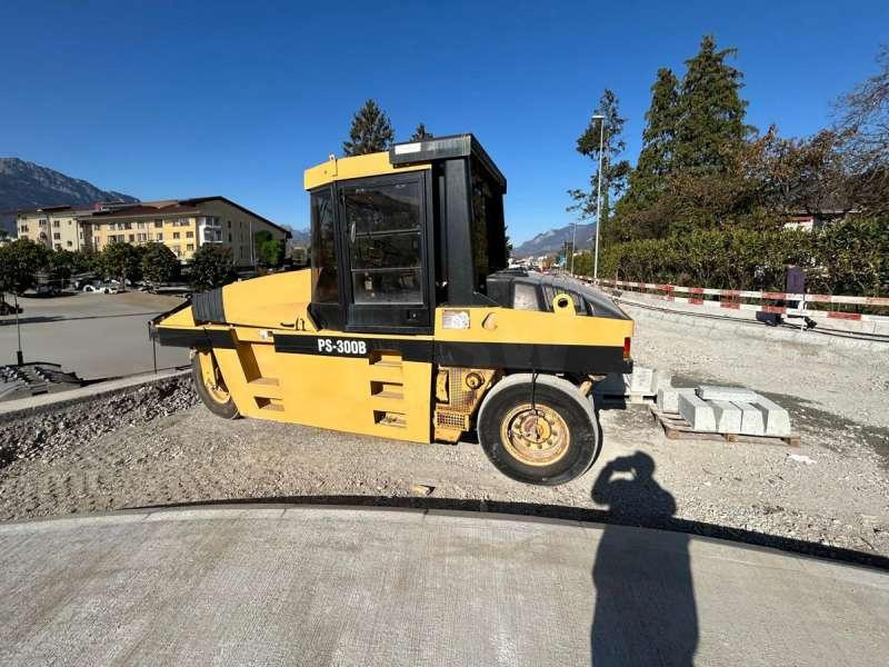 Caterpillar PS300B - רולר פניאומטי: תמונה 4 Caterpillar PS300B - רולר פניאומטי: תמונה 4