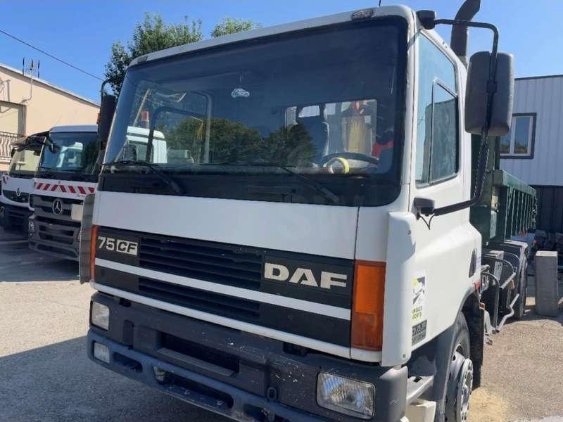 DAF 75CF - משאית הרמת וו: תמונה 4 DAF 75CF - משאית הרמת וו: תמונה 4