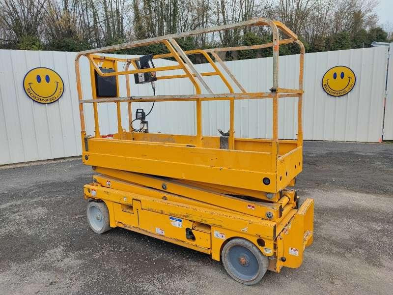 Haulotte CISEAUX COMPACT 8 - מעלית תורן אנכית: תמונה 2 Haulotte CISEAUX COMPACT 8 - מעלית תורן אנכית: תמונה 2