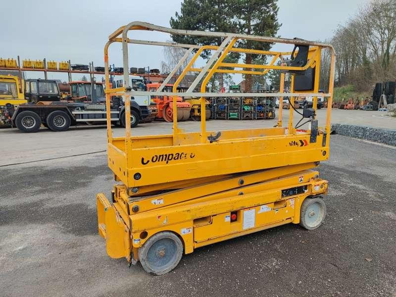 Haulotte CISEAUX COMPACT 8 - מעלית תורן אנכית: תמונה 4 Haulotte CISEAUX COMPACT 8 - מעלית תורן אנכית: תמונה 4