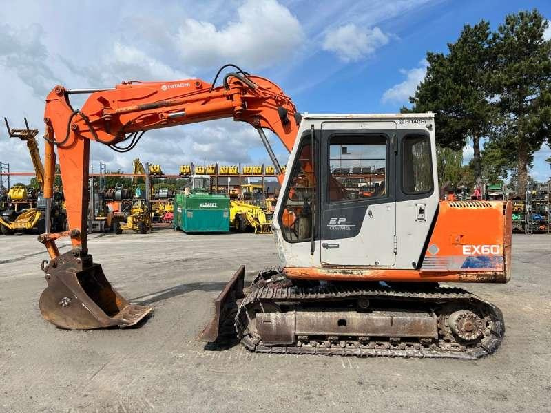 Hitachi EX60 - מחפר סורק: תמונה 4 Hitachi EX60 - מחפר סורק: תמונה 4