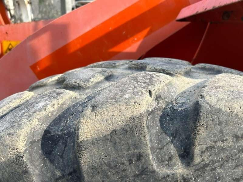 מעמיס גלגלים Hitachi W130A: תמונה 41