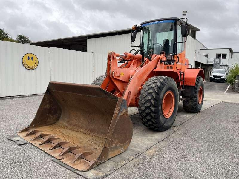 Hitachi W130A - מעמיס גלגלים: תמונה 2 Hitachi W130A - מעמיס גלגלים: תמונה 2