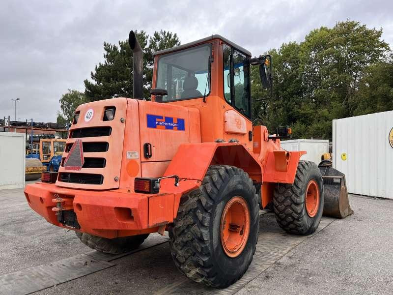 Hitachi W130A - מעמיס גלגלים: תמונה 5 Hitachi W130A - מעמיס גלגלים: תמונה 5