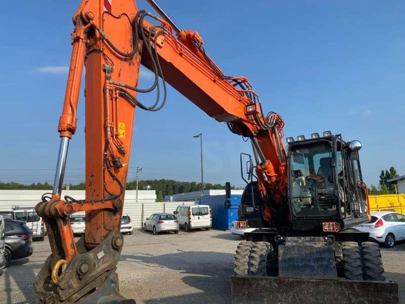 Hitachi ZX170W-5B - מחפר גלגלים: תמונה 4 Hitachi ZX170W-5B - מחפר גלגלים: תמונה 4