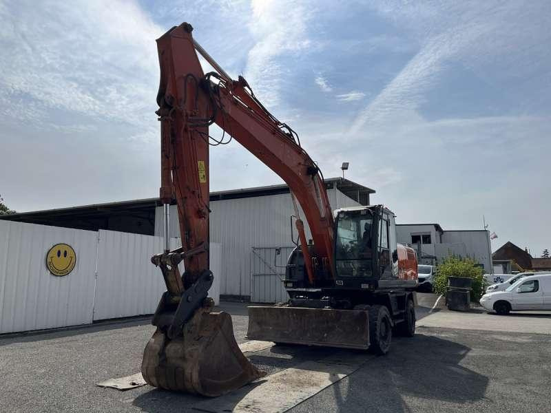 Hitachi ZX210W-3 - מחפר גלגלים: תמונה 2 Hitachi ZX210W-3 - מחפר גלגלים: תמונה 2