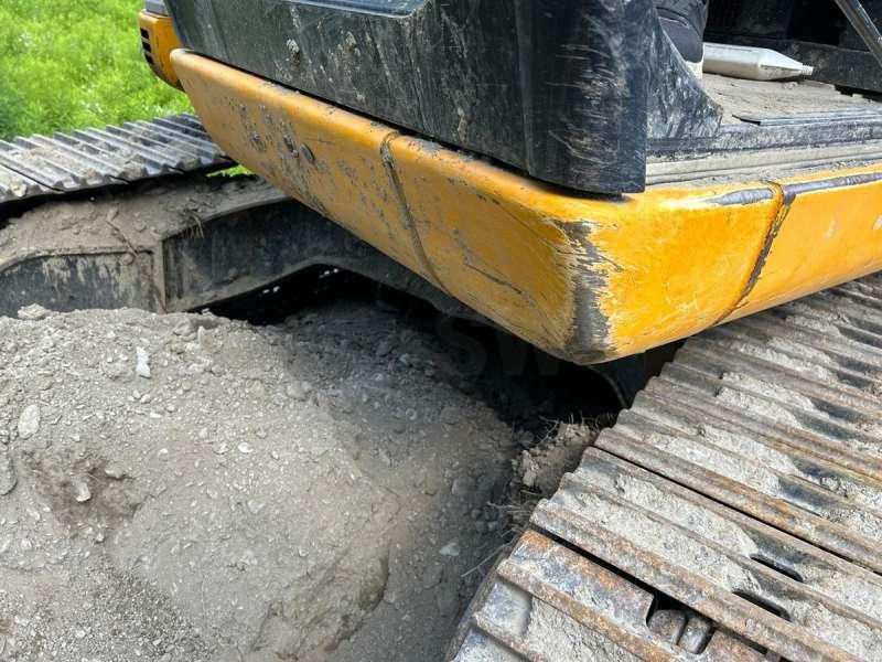 Jcb JZ140LC MACHINE SUISSE - מחפר סורק: תמונה 4 Jcb JZ140LC MACHINE SUISSE - מחפר סורק: תמונה 4
