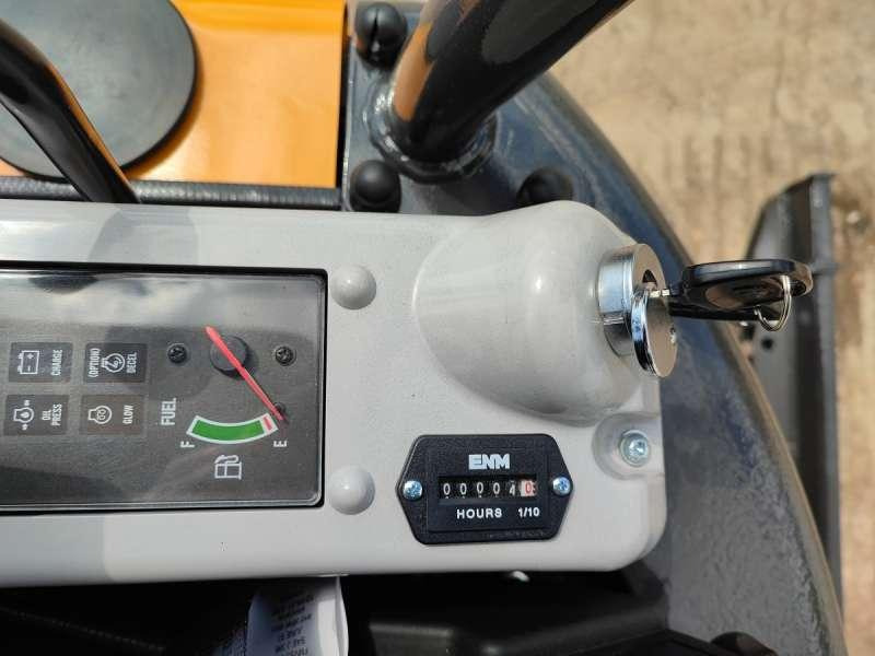מיני מחפר Kato VXE HD 17: תמונה 39