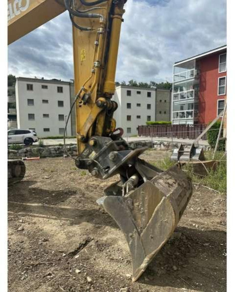Kobelco SK210LC-11 - מחפר סורק: תמונה 4 Kobelco SK210LC-11 - מחפר סורק: תמונה 4