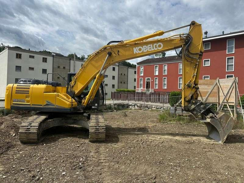 Kobelco SK210LC-11 - מחפר סורק: תמונה 2 Kobelco SK210LC-11 - מחפר סורק: תמונה 2