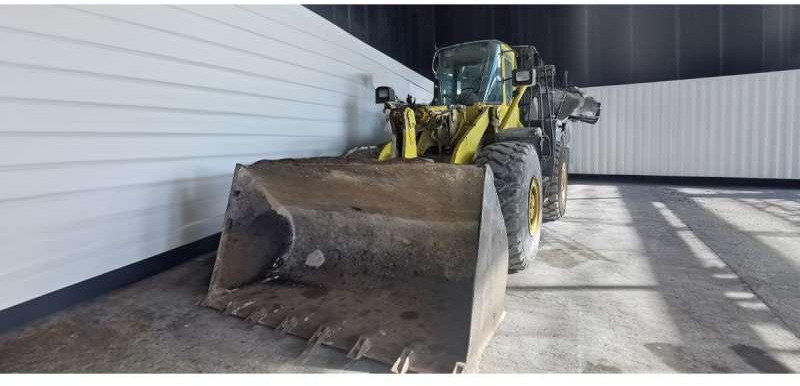 Komatsu WA470-3 - מעמיס גלגלים: תמונה 2 Komatsu WA470-3 - מעמיס גלגלים: תמונה 2