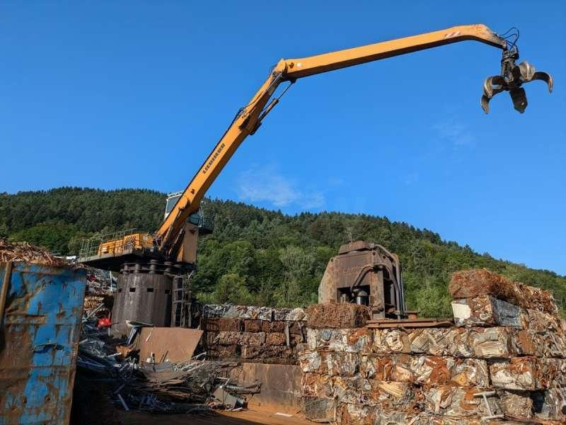 Liebherr 934C ELECTRIQUE - מטפל בפסולת/ תעשייתי: תמונה 1 Liebherr 934C ELECTRIQUE - מטפל בפסולת/ תעשייתי: תמונה 1
