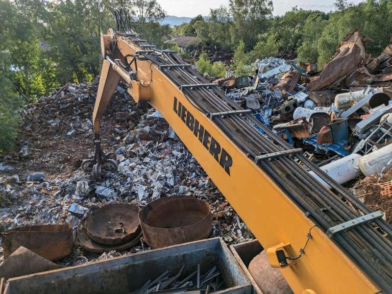 Liebherr 934C ELECTRIQUE - מטפל בפסולת/ תעשייתי: תמונה 2 Liebherr 934C ELECTRIQUE - מטפל בפסולת/ תעשייתי: תמונה 2