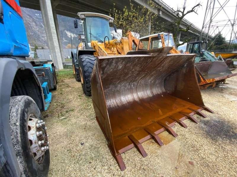 Liebherr L554 - מעמיס גלגלים: תמונה 4 Liebherr L554 - מעמיס גלגלים: תמונה 4