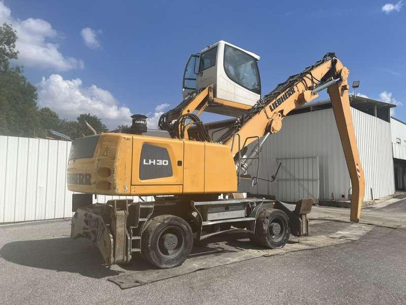 Liebherr LH30M LITRONIC - מטפל בפסולת/ תעשייתי: תמונה 3 Liebherr LH30M LITRONIC - מטפל בפסולת/ תעשייתי: תמונה 3