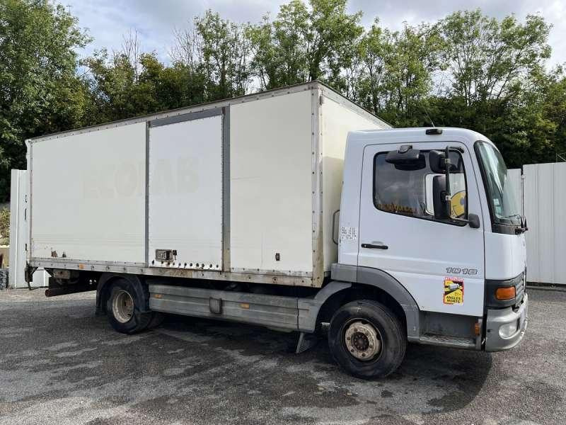 Mercedes ATEGO 1018 - משאית עם שלדת תא: תמונה 1 Mercedes ATEGO 1018 - משאית עם שלדת תא: תמונה 1