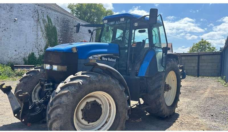 New Holland TM175 - טרקטור חקלאי: תמונה 1 New Holland TM175 - טרקטור חקלאי: תמונה 1