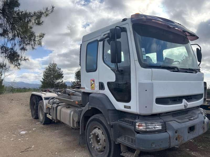 Renault 6X4 - משאית הרמת וו: תמונה 2 Renault 6X4 - משאית הרמת וו: תמונה 2