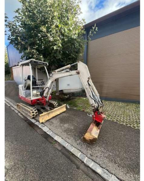 Takeuchi TB016 - מיני מחפר: תמונה 4 Takeuchi TB016 - מיני מחפר: תמונה 4