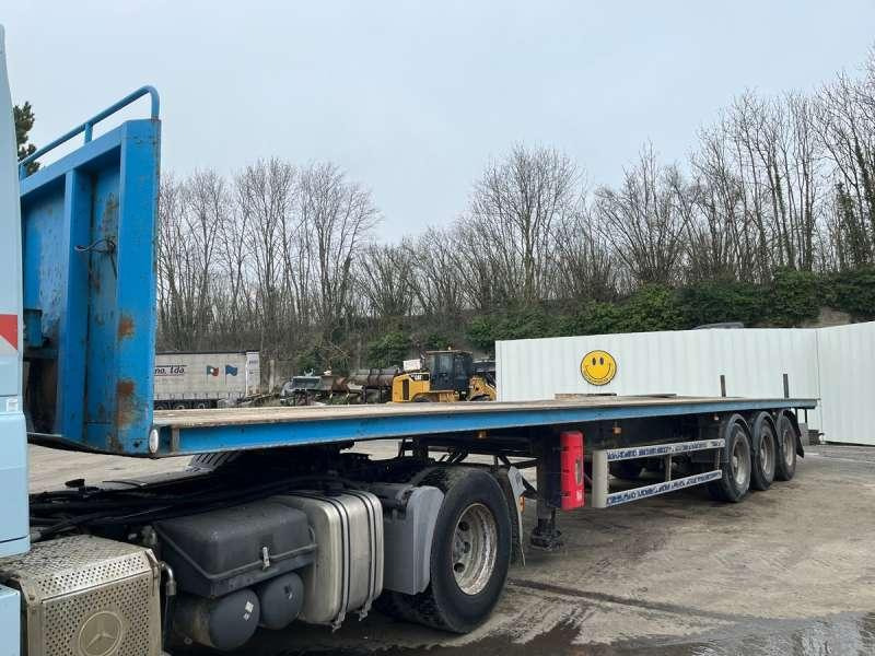 Trax 3 ESSIEUX - סמיטריילר צד נופל/ שטוח: תמונה 2 Trax 3 ESSIEUX - סמיטריילר צד נופל/ שטוח: תמונה 2